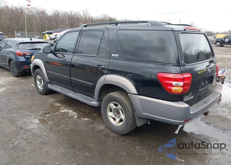 2001 Toyota Sequoia Sr5 V8 z USA, uszkodzony, nr VIN 5TDBT44A41S047170